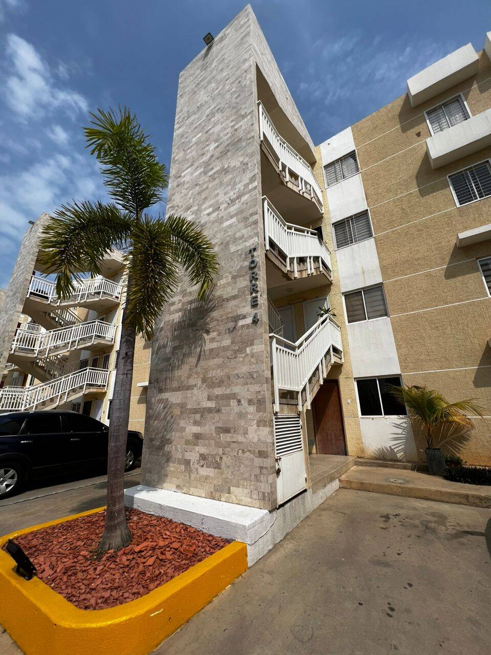 #635 - Apartamento para Venta en Maracaibo - V