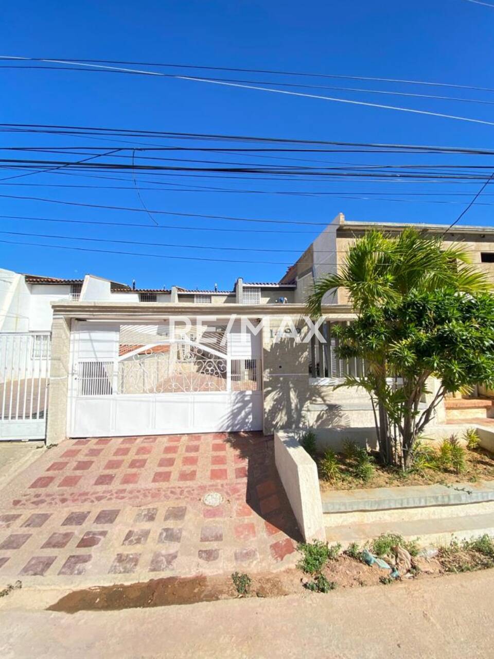 #994 - Casa para Venta en Maracaibo - V