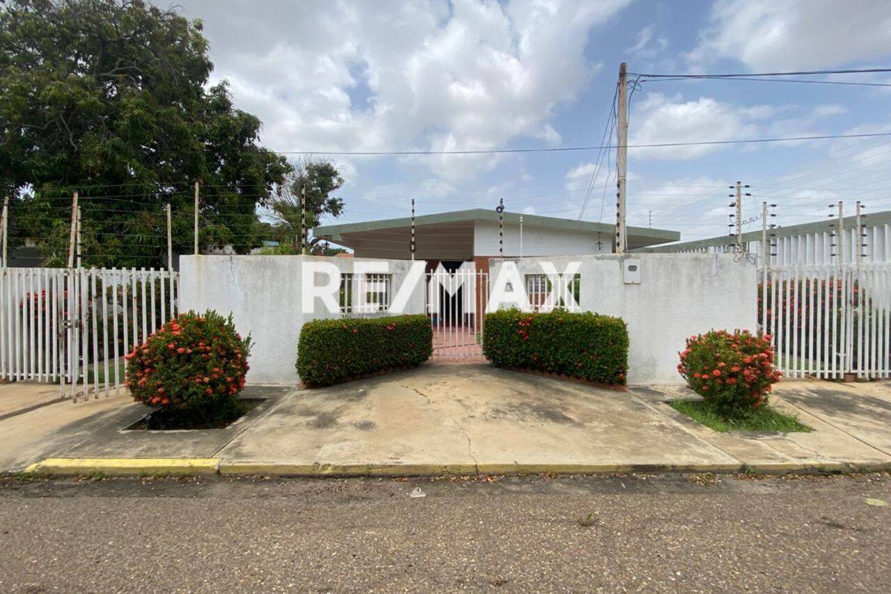 #1104 - Casa para Venta en Maracaibo - V