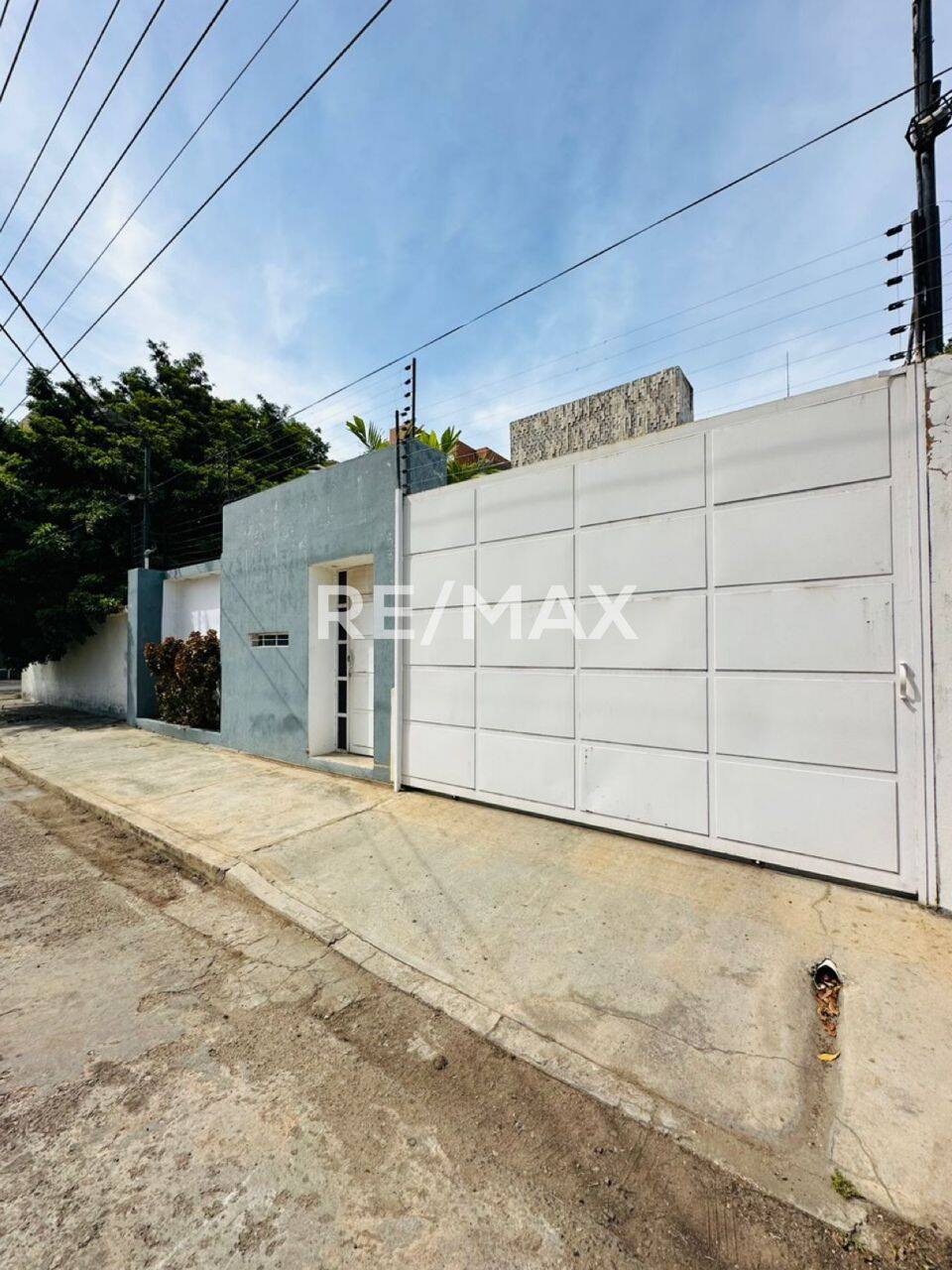 #1142 - Casa para Alquiler en Maracaibo - V