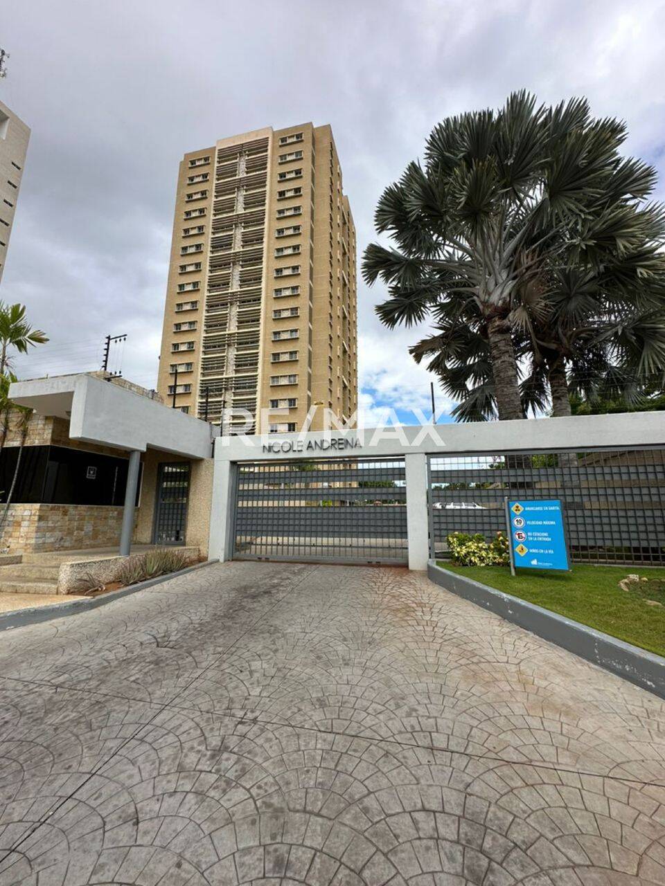 #1421 - Apartamento para Venta en Maracaibo - V
