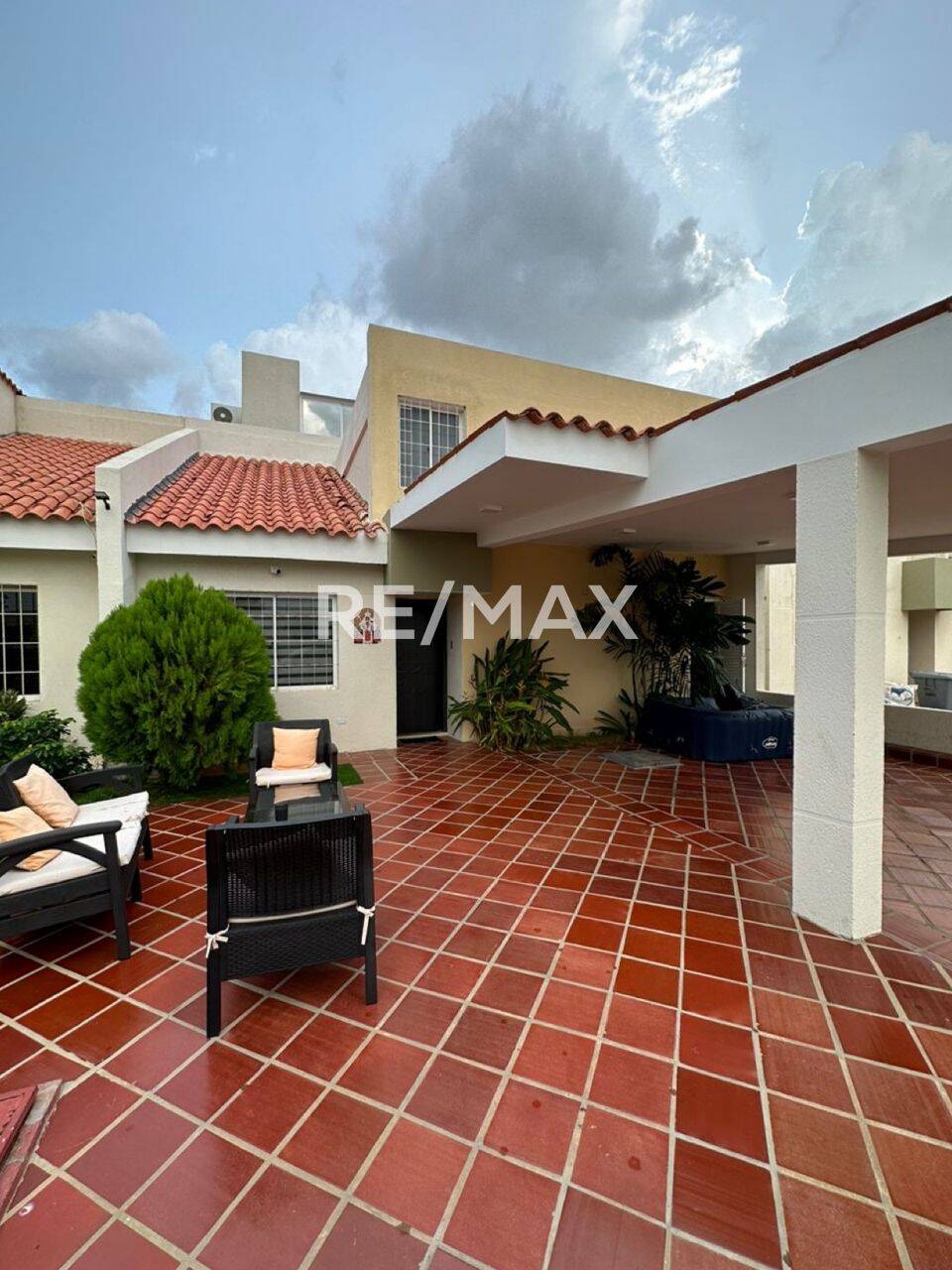 #1711 - Casa para Venta en Maracaibo - V