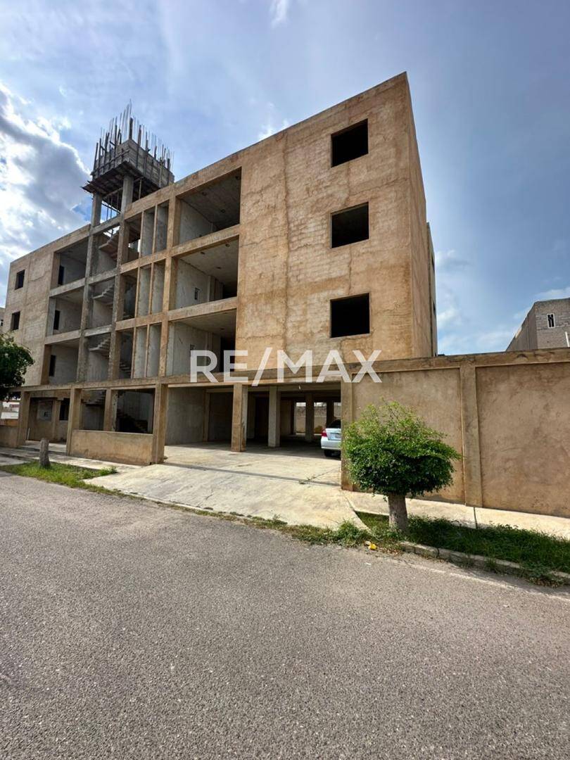 #1718 - Edificio comercial para Venta en Maracaibo - V