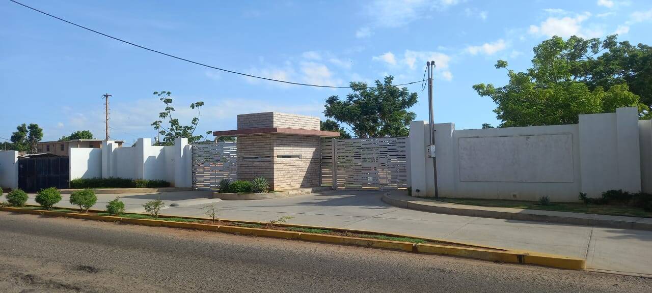 #1749 - Townhouse para Venta en Maracaibo - V