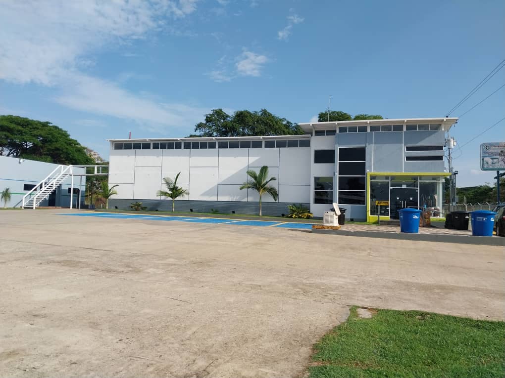 #1855 - Edificio comercial para Venta en Machiques - V