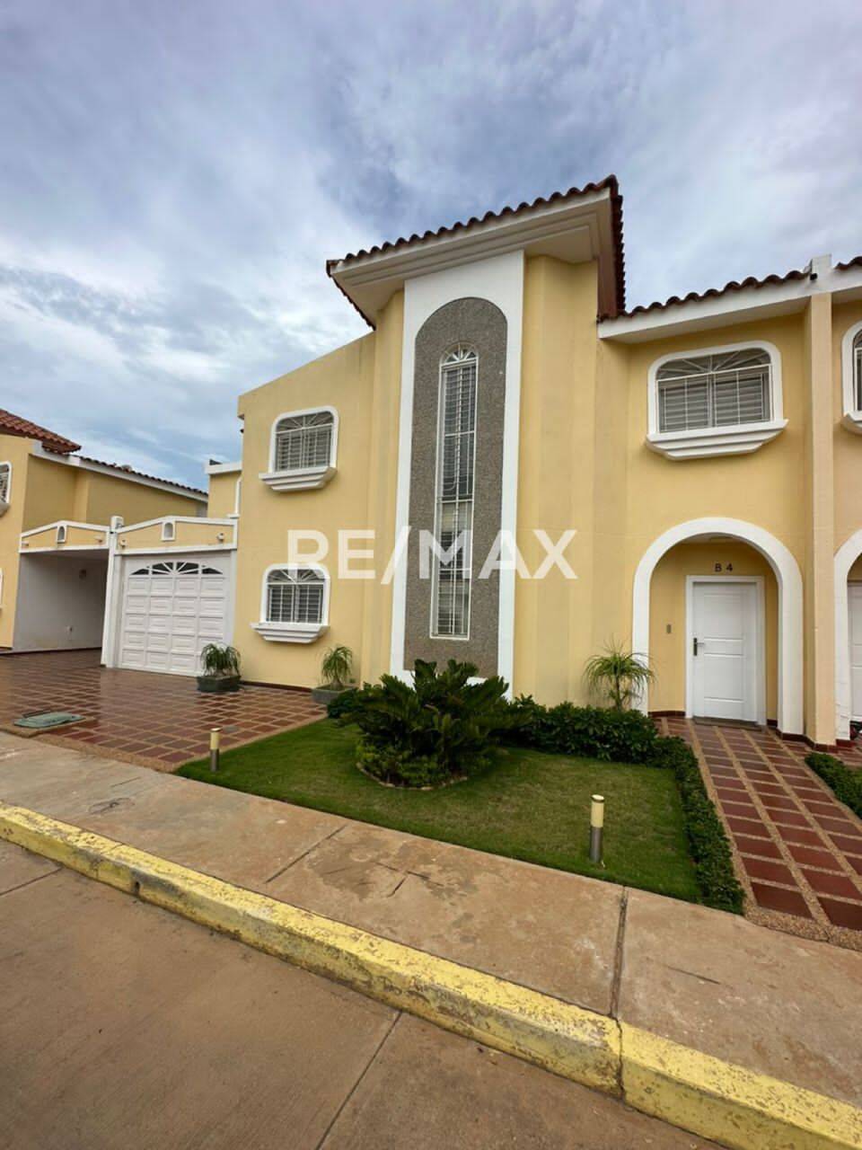 #1955 - Townhouse para Venta en Maracaibo - V