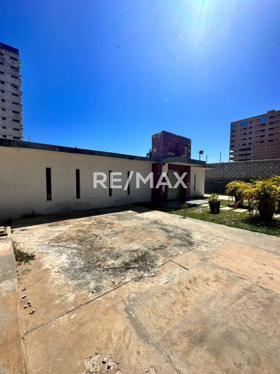 #2061 - Local Comercial para Venta en Maracaibo - V