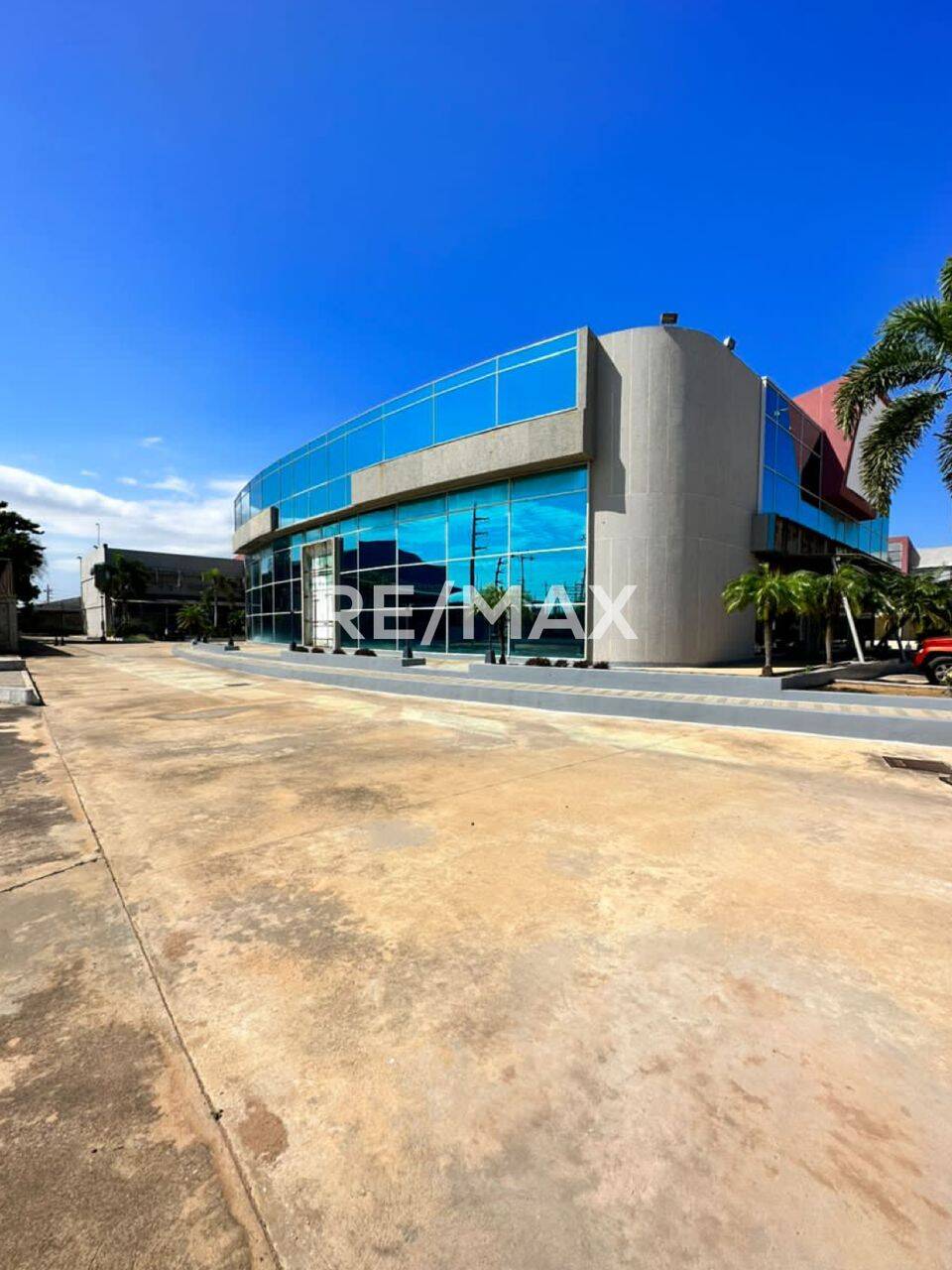 #2247 - Local Comercial para Alquiler en Maracaibo - V