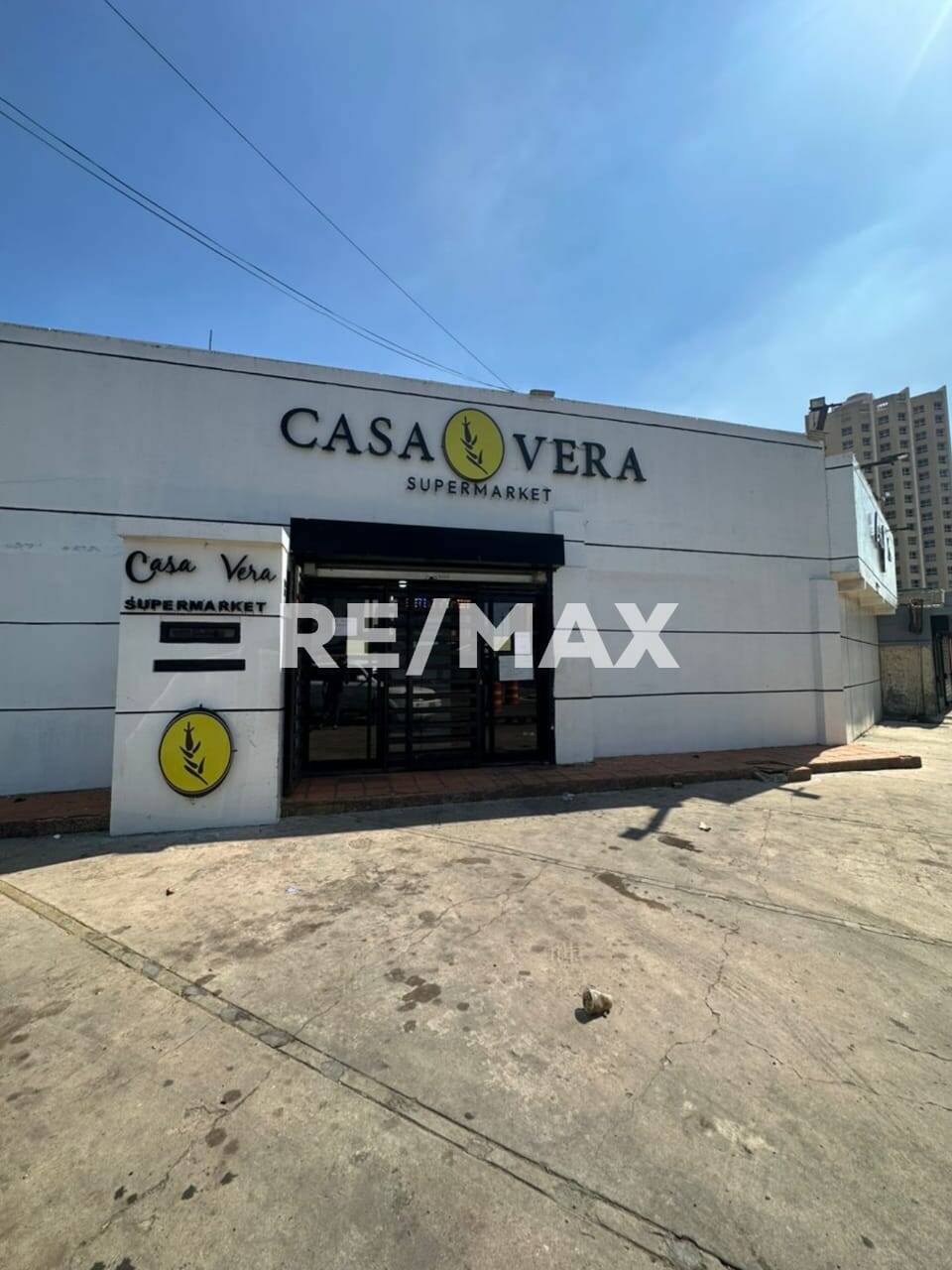 #3054 - Punto Comercial para Venta en Maracaibo - V