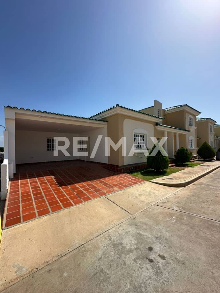 #3112 - Casa para Alquiler en Maracaibo - V