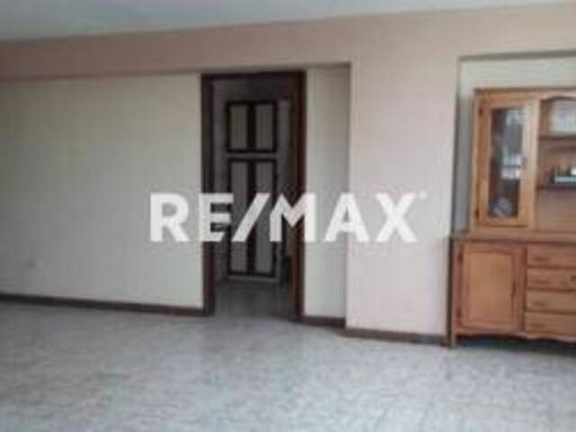 #170526 - Apartamento para Venta en Maracaibo - V