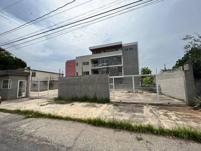 #172347 - Edificio comercial para Venta en Maracaibo - V
