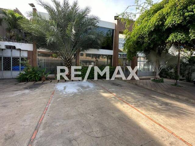 #155176 - Local Comercial para Alquiler en Maracaibo - V