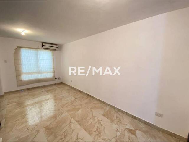 Townhouse para Venta en Maracaibo - 2