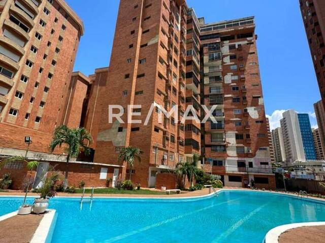 #611 - Apartamento para Venta en Maracaibo - V
