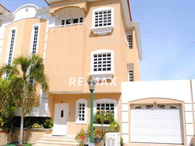 Townhouse para Venta en Maracaibo - 2