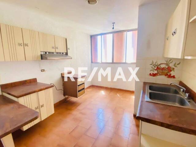 #678 - Apartamento para Venta en Maracaibo - V