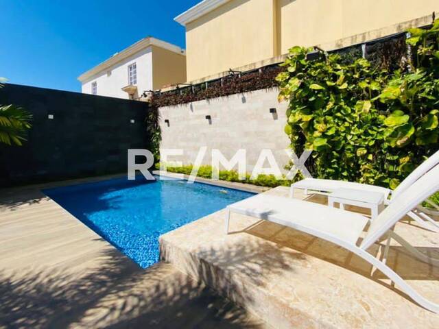 Townhouse para Venta en Maracaibo - 2