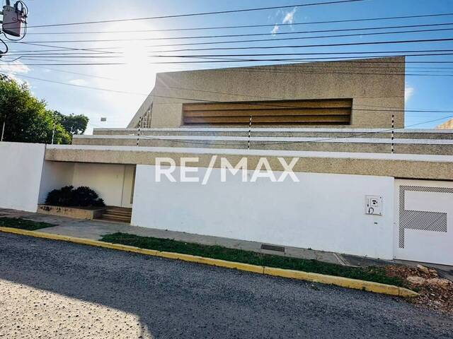 #721 - Casa para Venta en Maracaibo - V
