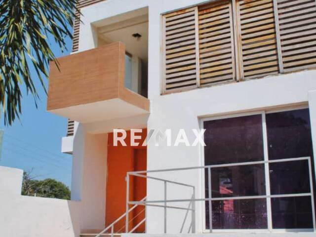 #153962 - Casa para Venta en Maracaibo - V