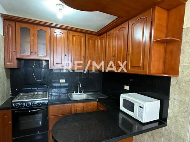 Apartamento para Alquiler en Maracaibo - 2