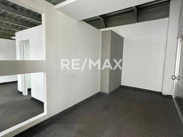 #194258 - Local Comercial para Alquiler en Maracaibo - V