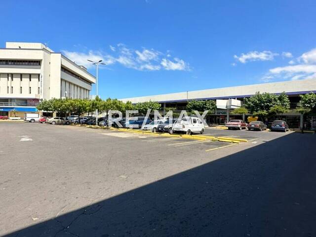 #174313 - Local Comercial para Alquiler en Maracaibo - V