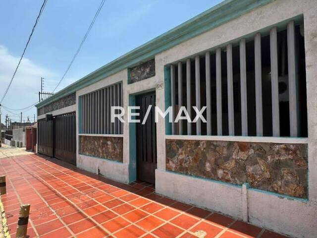#917 - Casa para Venta en Maracaibo - V