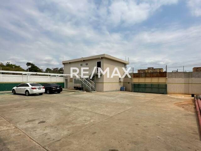 Galpón para Venta en Maracaibo - 2