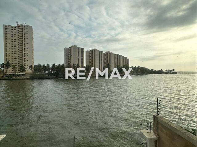 Townhouse para Venta en Maracaibo - 3