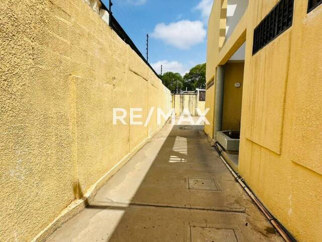 Apartamento para Alquiler en Maracaibo - 2