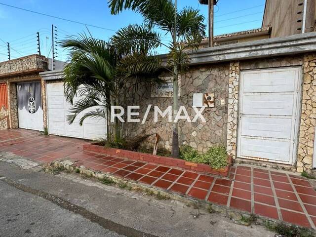 #196589 - Casa para Venta en Maracaibo - V