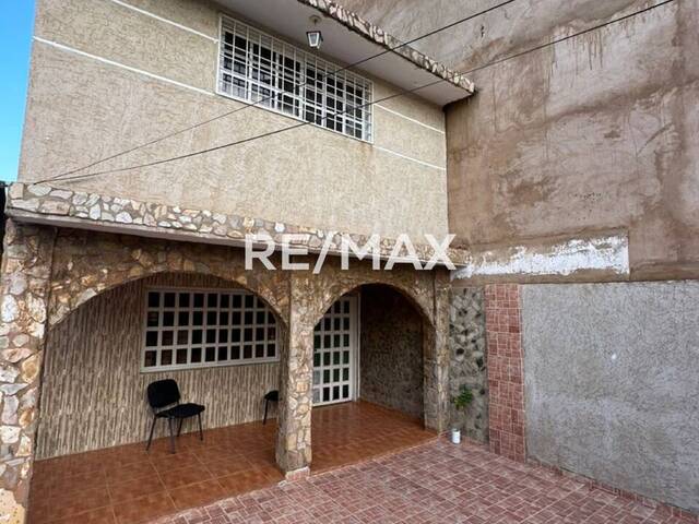 #196589 - Casa para Venta en Maracaibo - V