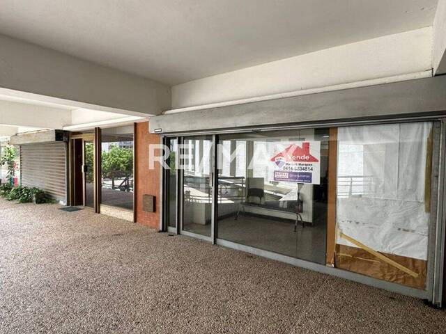 #1304 - Local Comercial para Venta en Maracaibo - V