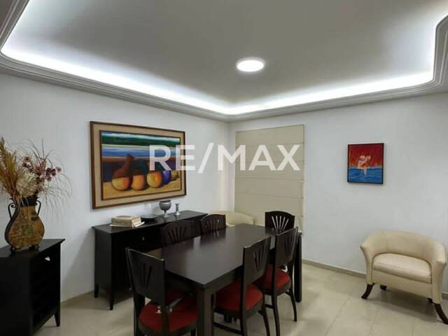 #1348 - Townhouse para Alquiler en Maracaibo - V