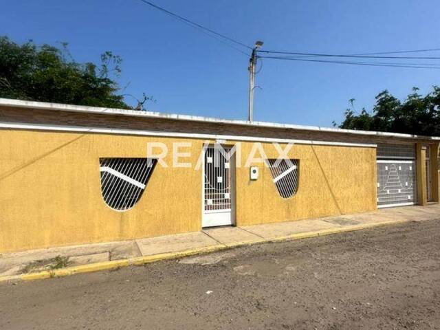 #1468 - Casa para Venta en Maracaibo - V