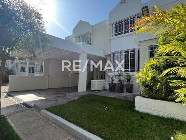 #1470 - Casa para Venta en Maracaibo - V