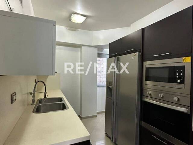 Apartamento para Alquiler en Maracaibo - 2