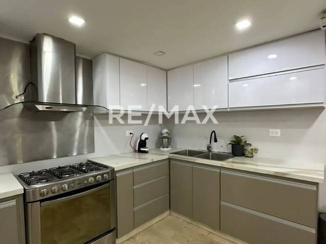 Townhouse para Alquiler en Maracaibo - 2