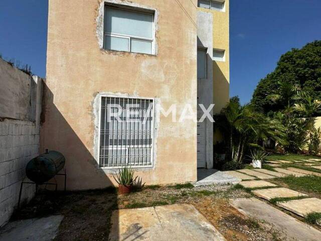 #1723 - Townhouse para Venta en Maracaibo - V