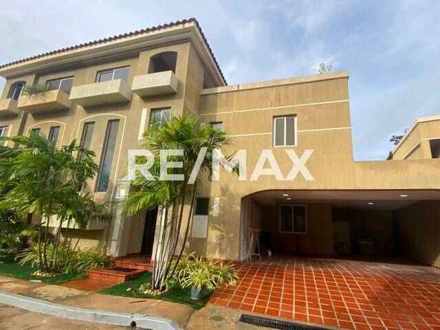#184598 - Townhouse para Venta en Maracaibo - V