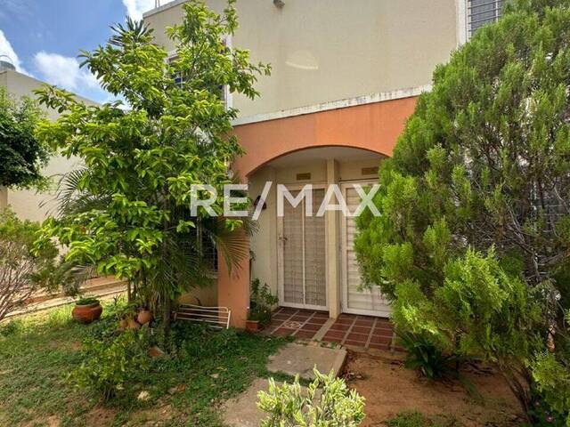 Townhouse para Venta en Maracaibo - 2