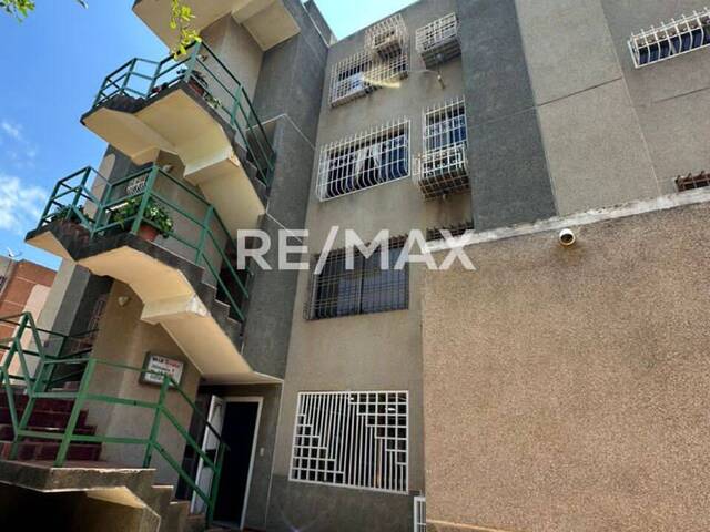 Apartamento para Alquiler en Maracaibo - 2