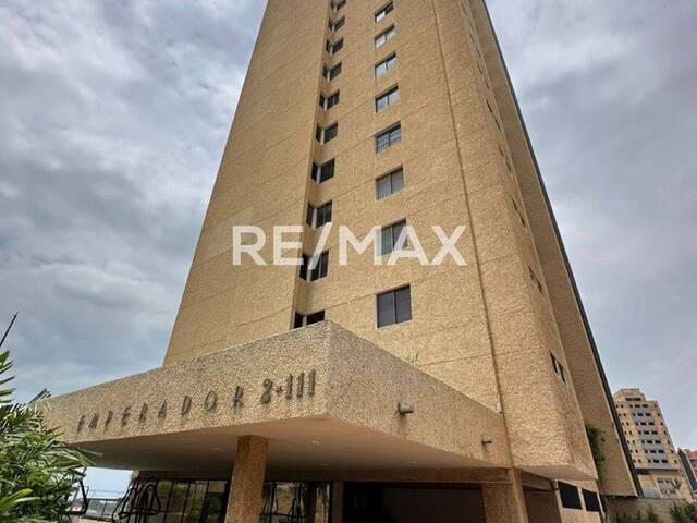 #1933 - Apartamento para Alquiler en Maracaibo - V