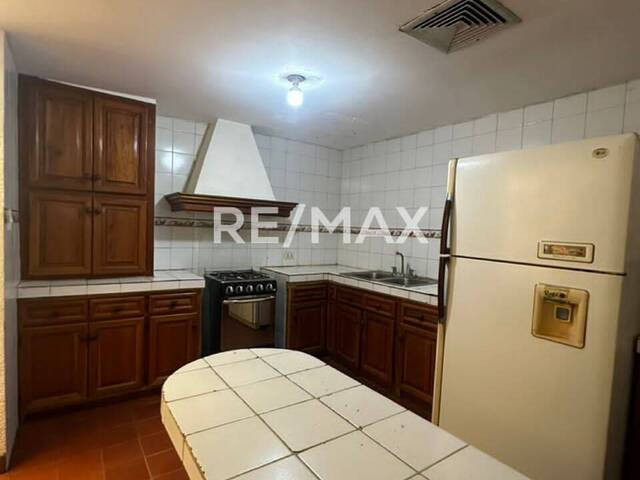 #2063 - Casa para Venta en Maracaibo - V