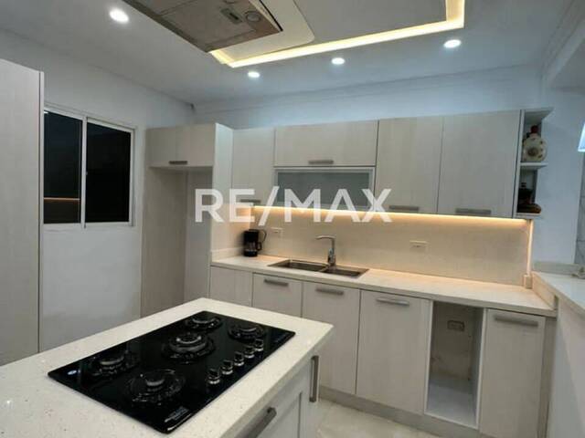 #2166 - Townhouse para Venta en Maracaibo - V