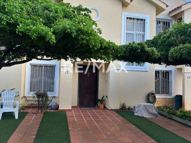#2183 - Casa para Venta en Maracaibo - V