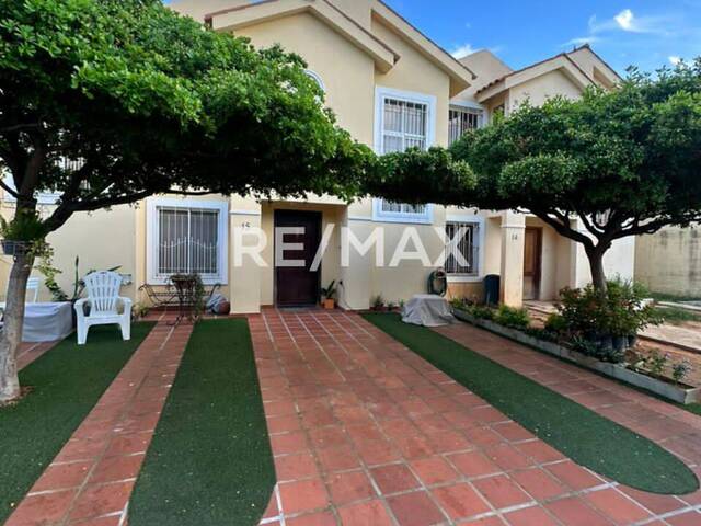 #2183 - Casa para Venta en Maracaibo - V