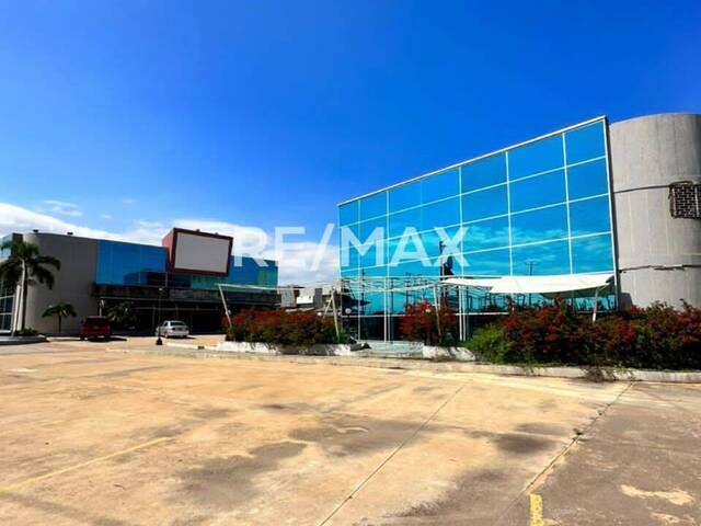 Local Comercial para Alquiler en Maracaibo - 2