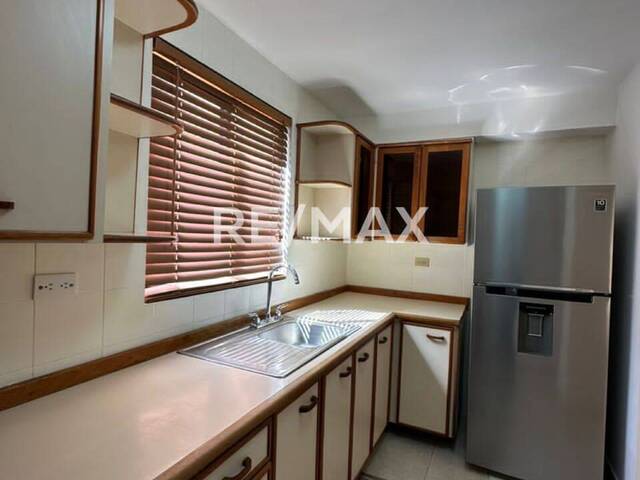 Apartamento para Alquiler en Maracaibo - 2